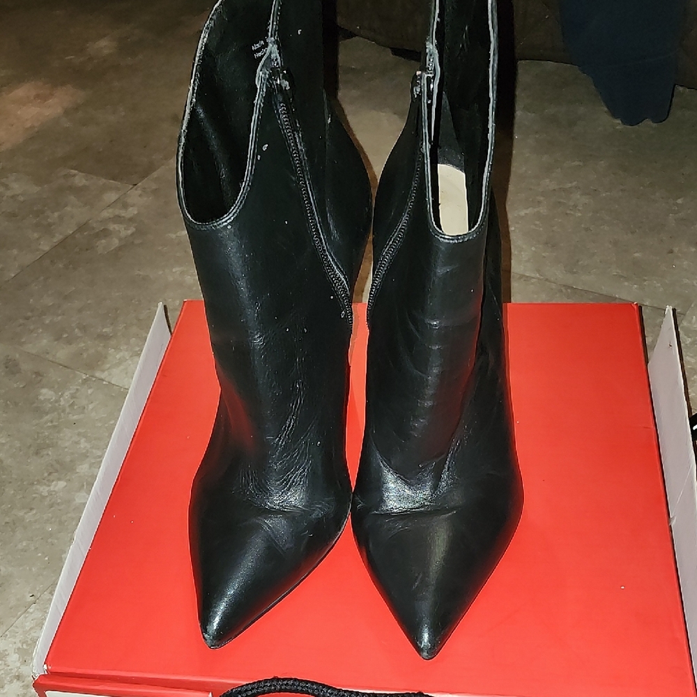 Aldo Black Pointed Toe Heeled Boots